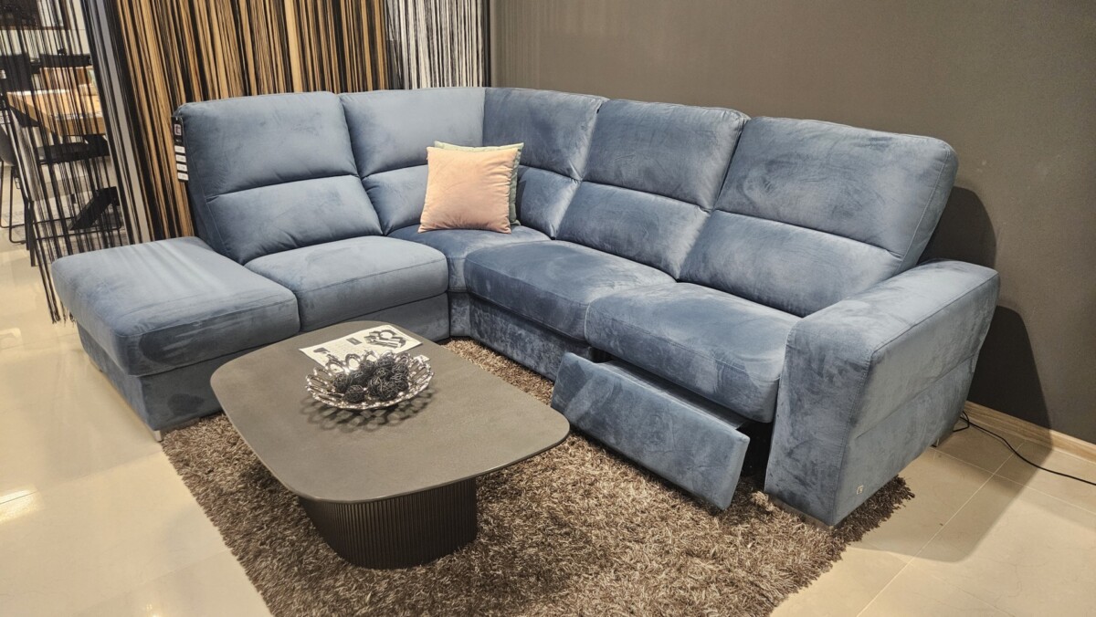 Narożnik w tapicerce velvetowej, tkanina gładka elegancka. Funkcja rozkładania elektrycznego podnóżka (4)