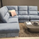 Narożnik w tapicerce velvetowej, tkanina gładka elegancka. Funkcja rozkładania elektrycznego podnóżka (9)