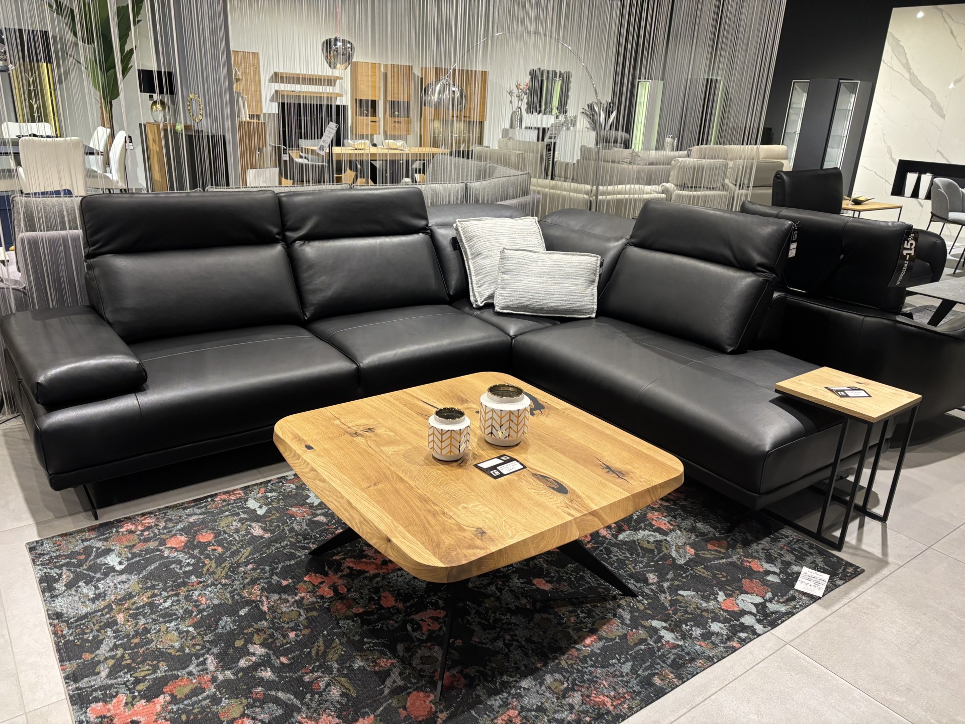 CD. 8177 &ndash; NOWOCZESNY CZARNY NAROŻNIK ZE SK&Oacute;RY NATURALNEJ &ndash; 38% 9.900 ZŁ